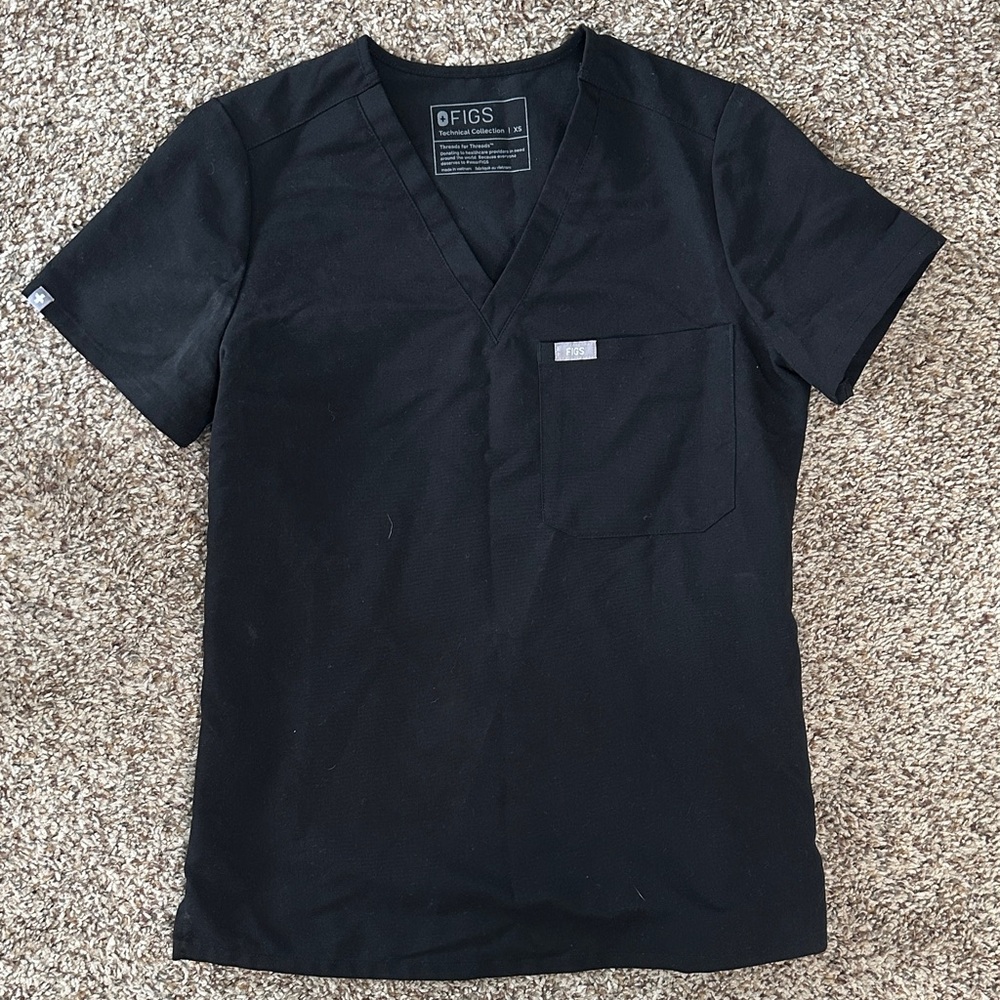 Figs Women’s Black Catarina - One Pocket Scrub Top